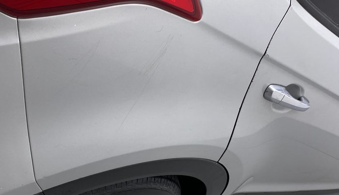 2016 Hyundai Creta SX PLUS AT 1.6 DIESEL, Diesel, Automatic, 1,01,807 km, Right quarter panel - Slightly dented