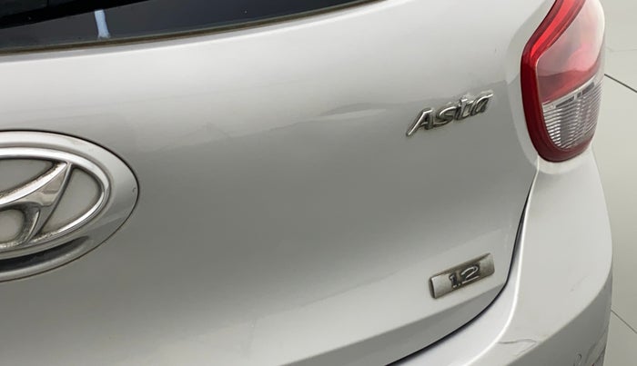 2015 Hyundai Grand i10 ASTA 1.2 KAPPA VTVT, Petrol, Manual, 82,375 km, Dicky (Boot door) - Slightly dented