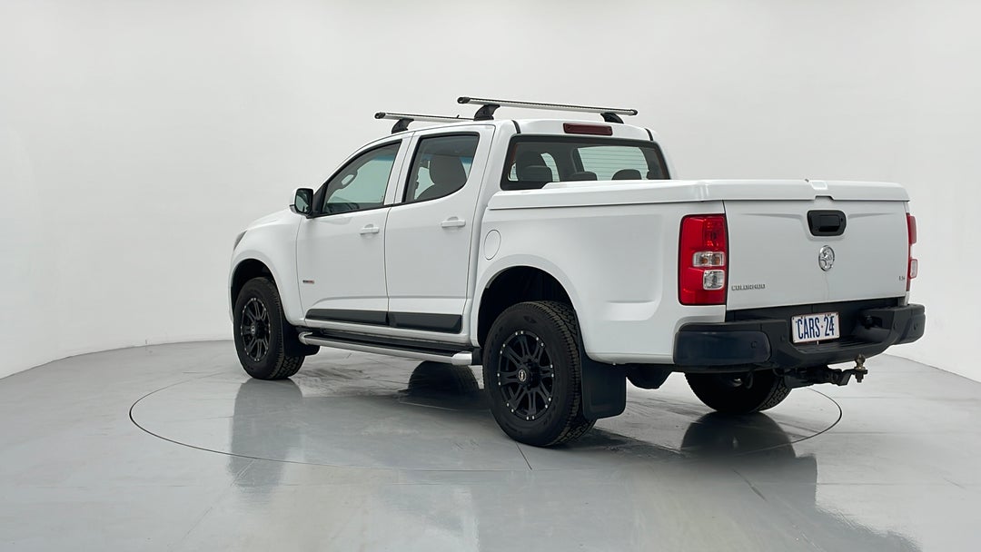 Left Back Diagonal (45- Degree) View