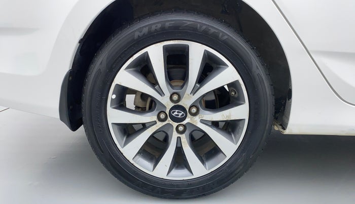 2014 Hyundai Verna FLUIDIC 1.6 SX VTVT, Petrol, Manual, 90,264 km, Right Rear Wheel