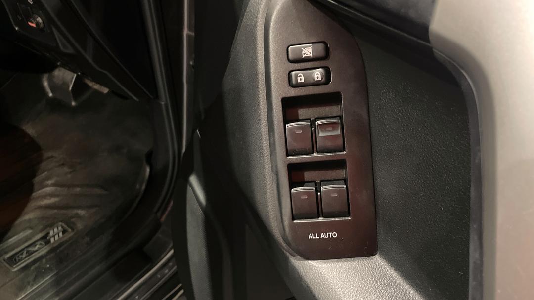 2021 Toyota Landcruiser Prado Gxl, Automatic, 108632 km, Drivers Side Door Panel Controls