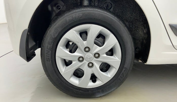 2015 Hyundai Elite i20 SPORTZ 1.2, Petrol, Manual, 47,479 km, Right Rear Wheel