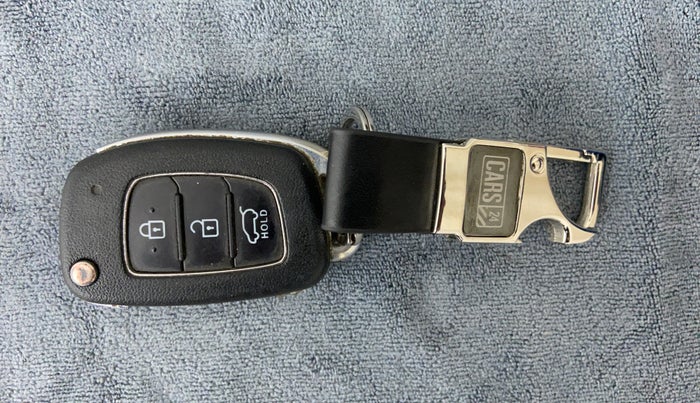 2015 Hyundai Elite i20 SPORTZ 1.2, Petrol, Manual, 47,479 km, Key Close Up