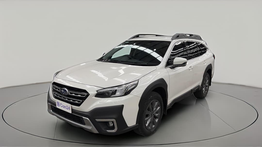 2023 Subaru Outback AWD, Automatic, 38547 km, Left Front Diagonal (45- Degree) View