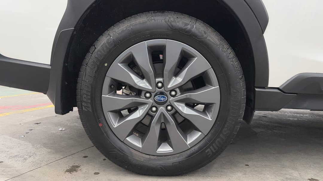 2023 Subaru Outback AWD, Automatic, 38547 km, Right Rear Wheel