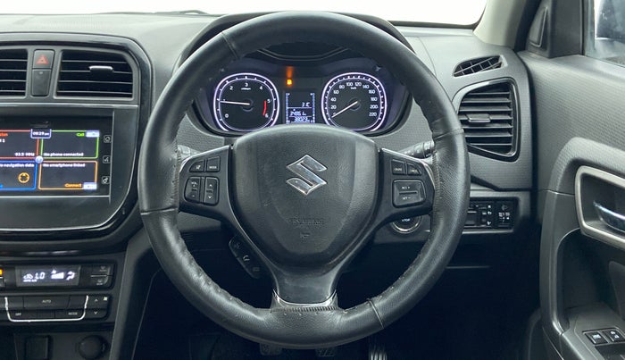 2017 Maruti Vitara Brezza ZDI PLUS DUAL TONE, Diesel, Manual, 38,251 km, Steering Wheel Close Up