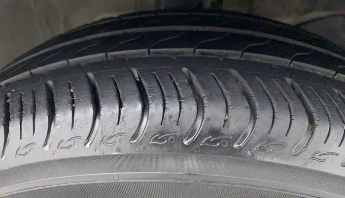 2019 Honda Amaze 1.2L I-VTEC V, Petrol, Manual, 11,379 km, Right Front Tyre Tread