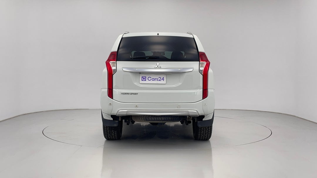 2016 Mitsubishi Pajero Sport Gls (4x4), Automatic, 169278 km, Back/Rear View