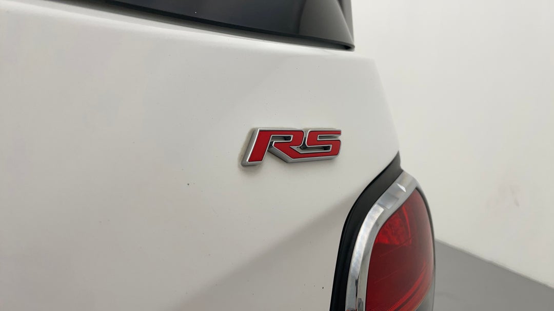 Badge (Boot Right Side)