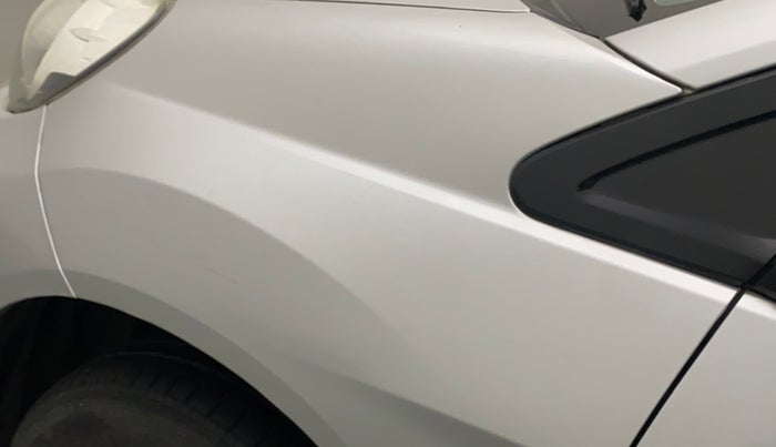 2016 Honda Amaze 1.2L I-VTEC E, Petrol, Manual, 37,143 km, Left fender - Minor scratches