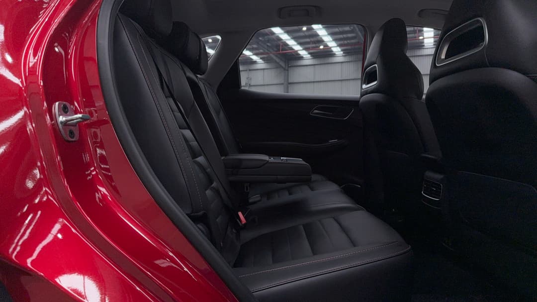 2023 MG HS Essence X, Automatic, 26389 km, Right Side Rear Door Cabin View
