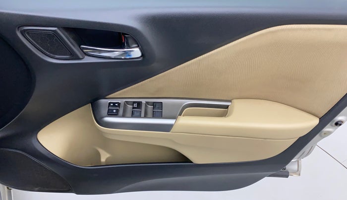 2015 Honda City 1.5L I-VTEC V MT, Petrol, Manual, 81,570 km, Driver Side Door Panels Control