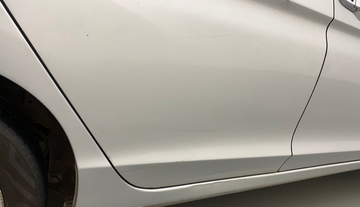 2015 Honda City 1.5L I-VTEC V MT, Petrol, Manual, 81,570 km, Right rear door - Slightly dented