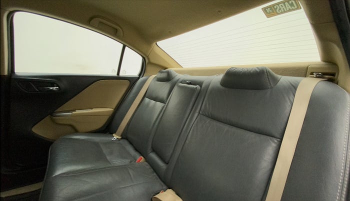 2015 Honda City 1.5L I-VTEC V MT, Petrol, Manual, 81,570 km, Right Side Rear Door Cabin