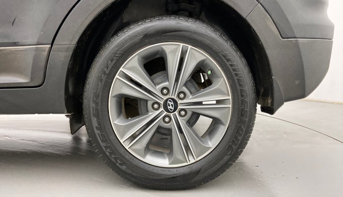 2017 Hyundai Creta SX (O) 1.6 DIESEL, Diesel, Manual, 1,22,474 km, Left Rear Wheel