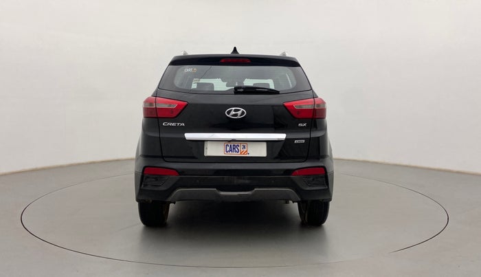 2017 Hyundai Creta SX (O) 1.6 DIESEL, Diesel, Manual, 1,22,535 km, Back/Rear
