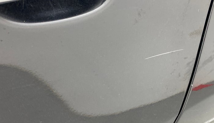 2017 Hyundai Creta SX (O) 1.6 DIESEL, Diesel, Manual, 1,22,535 km, Rear left door - Minor scratches