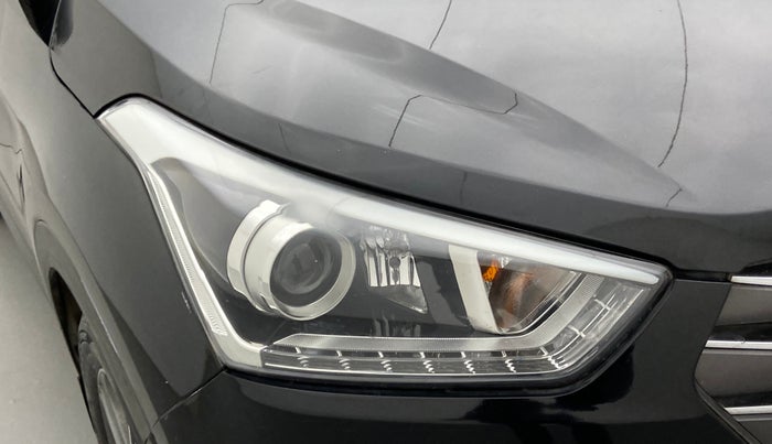 2017 Hyundai Creta SX (O) 1.6 DIESEL, Diesel, Manual, 1,22,535 km, Right headlight - Faded