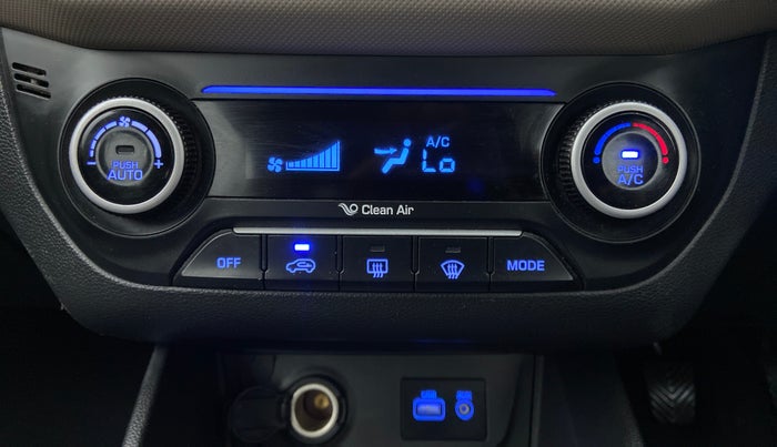 2017 Hyundai Creta SX (O) 1.6 DIESEL, Diesel, Manual, 1,22,535 km, Automatic Climate Control