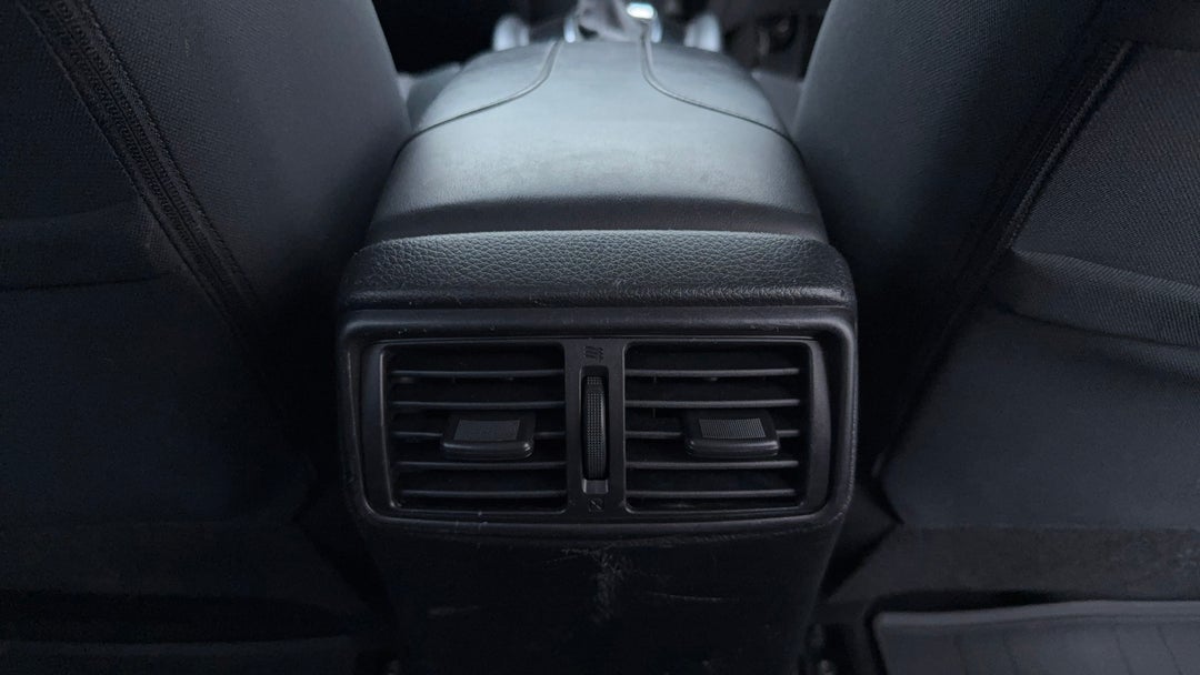 Rear A/C Vent