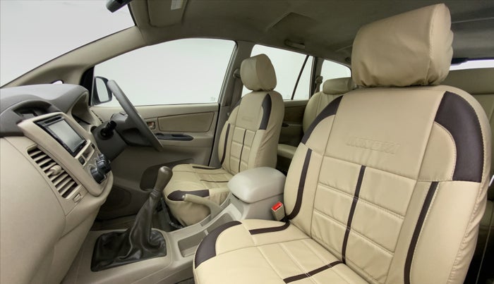 2013 Toyota Innova 2.5 GX 8 STR BS IV, Diesel, Manual, 80,739 km, Right Side Front Door Cabin View