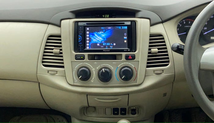 2013 Toyota Innova 2.5 GX 8 STR BS IV, Diesel, Manual, 80,739 km, Air Conditioner