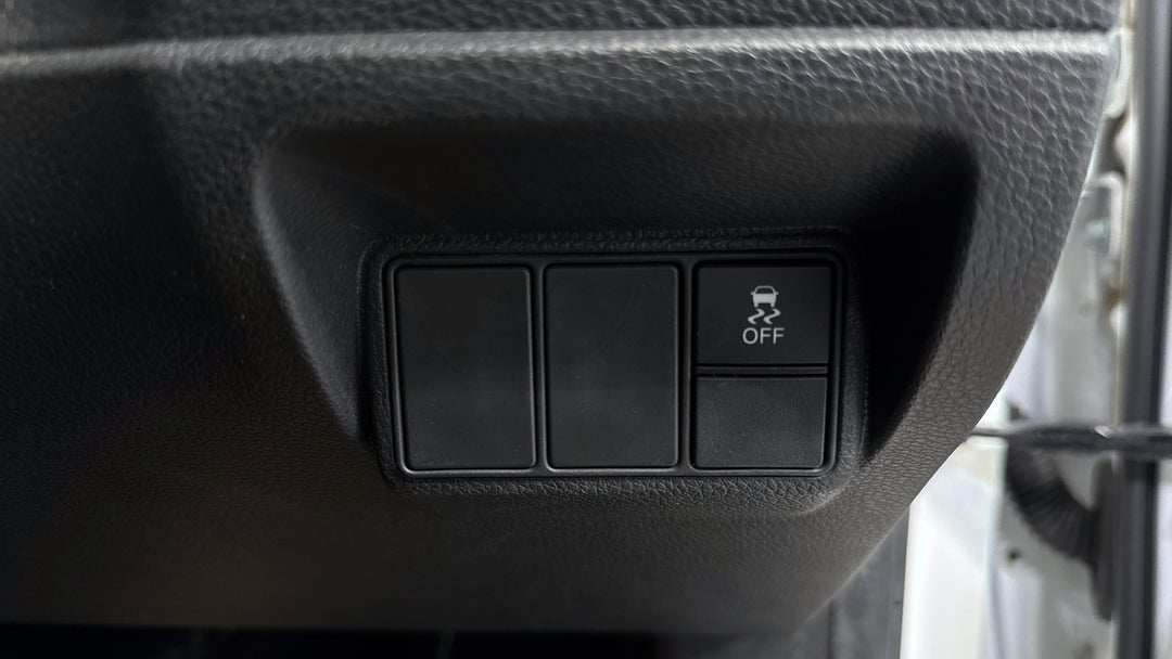 2019 Honda Civic Vti, Automatic, 84739 km, Utility Switches/Buttons