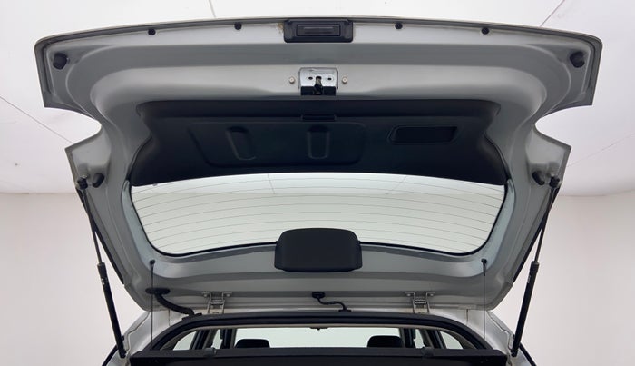 2019 Hyundai VENUE SX(O) CRDi, Diesel, Manual, 96,010 km, Boot Door Open