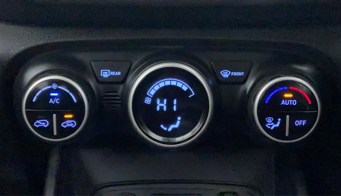 2019 Hyundai VENUE SX(O) CRDi, Diesel, Manual, 96,010 km, Automatic Climate Control