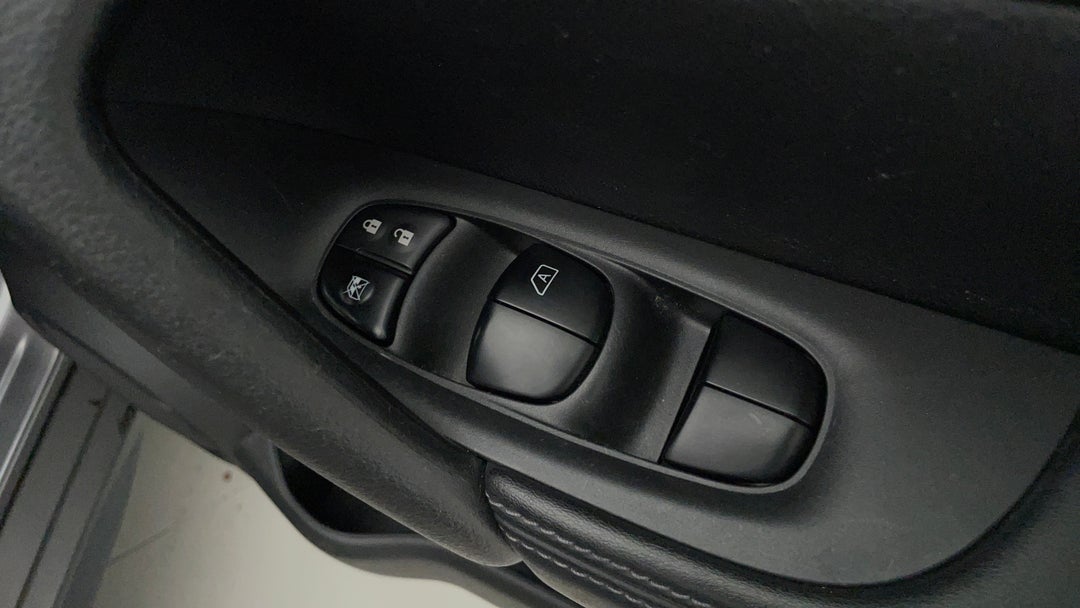 Drivers Side Door Panel Controls