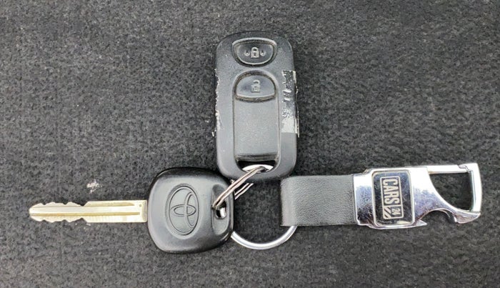 2012 Toyota Etios Liva GD, Diesel, Manual, 79,444 km, Key Close Up