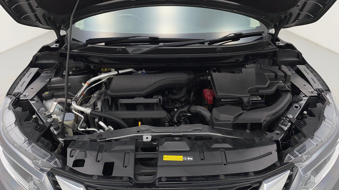 Open Bonnet (Engine)