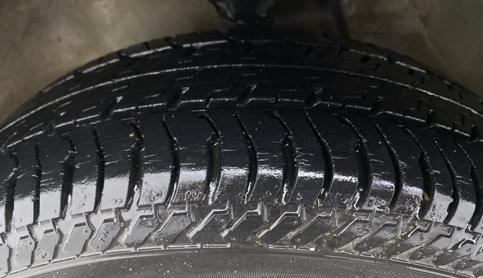 2018 Maruti Alto K10 VXI, Petrol, Manual, 16,711 km, Left Front Tyre Tread