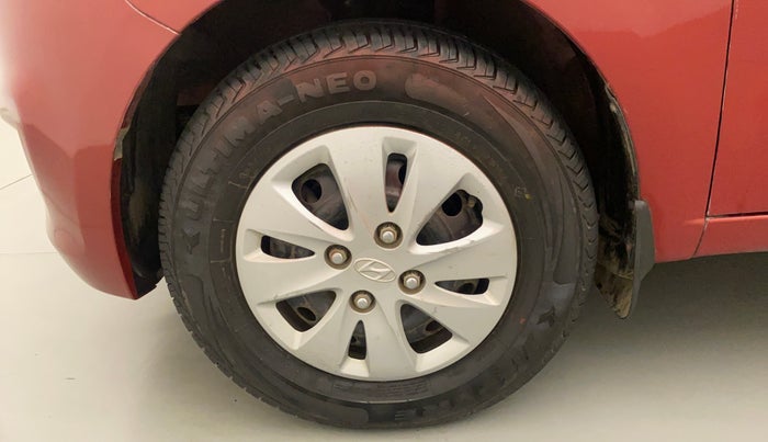 2013 Hyundai i10 MAGNA 1.1, Petrol, Manual, 32,961 km, Left Front Wheel