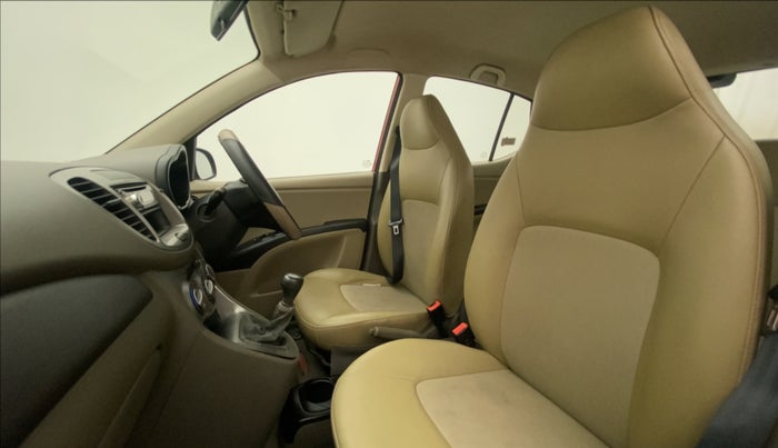 2013 Hyundai i10 MAGNA 1.1, Petrol, Manual, 32,961 km, Right Side Front Door Cabin