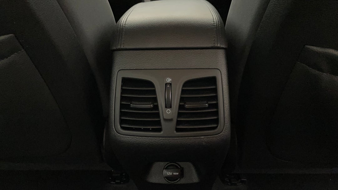 Rear A/C Vent