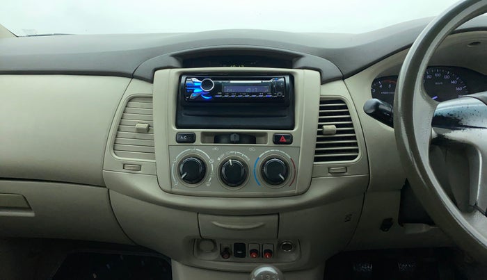 2012 Toyota Innova 2.5 GX 8 STR BS IV, Diesel, Manual, 2,02,398 km, Air Conditioner