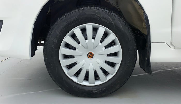 2012 Toyota Innova 2.5 GX 8 STR BS IV, Diesel, Manual, 2,02,398 km, Left Front Wheel