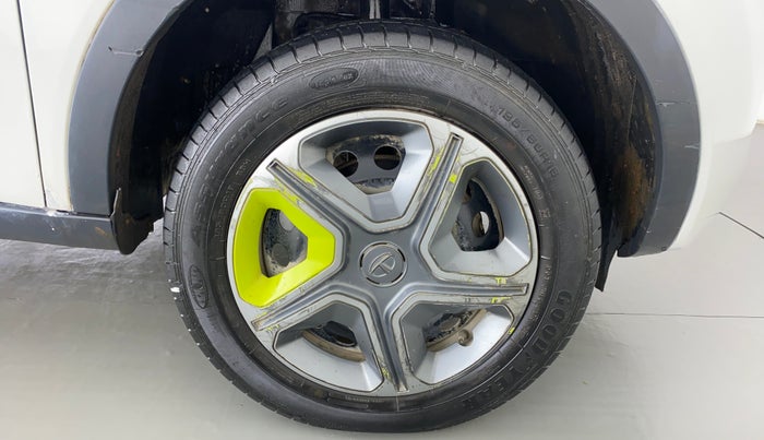 2018 Tata NEXON KRAZ 1.2, Petrol, Manual, 49,829 km, Right Front Wheel