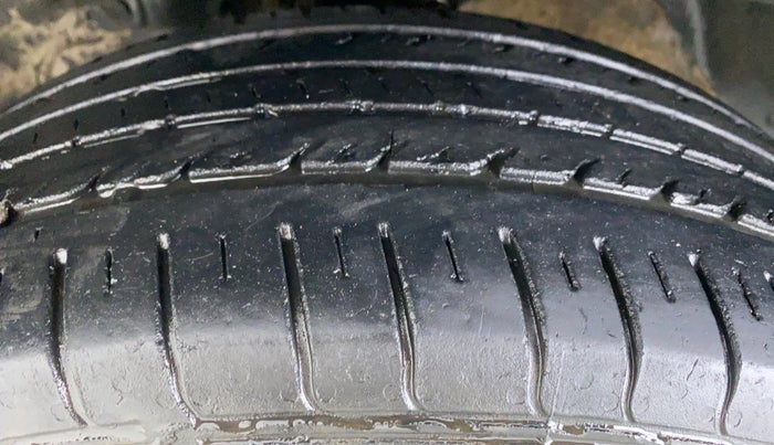 2018 Tata NEXON KRAZ 1.2, Petrol, Manual, 49,829 km, Left Front Tyre Tread
