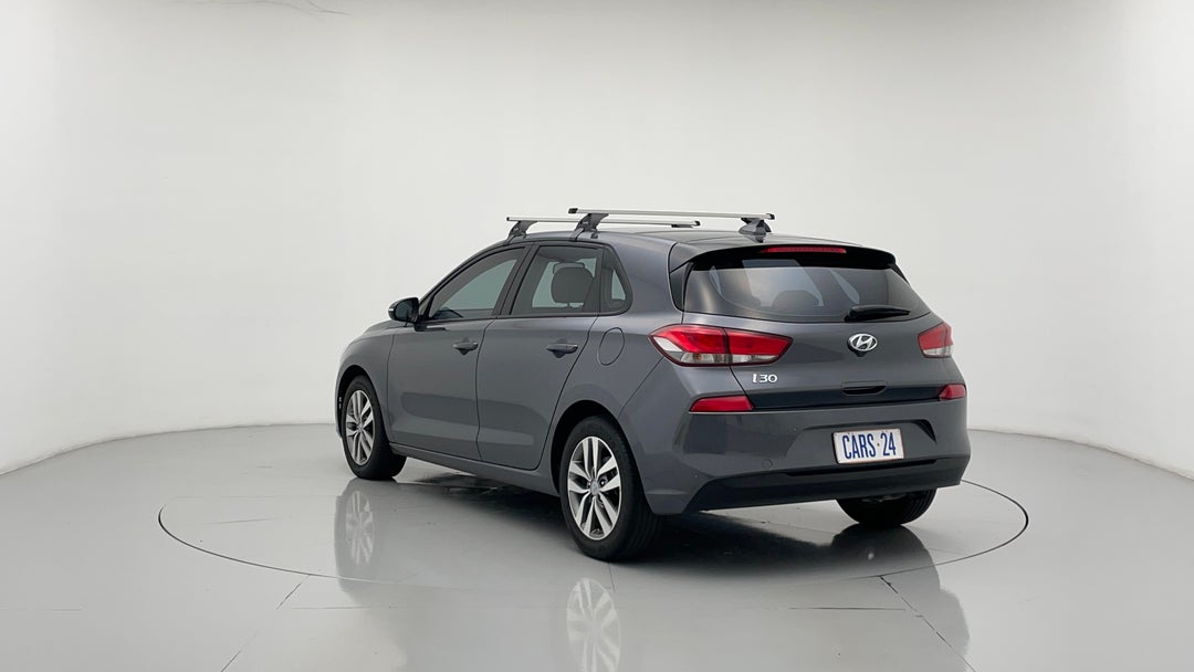 Left Back Diagonal (45- Degree) View