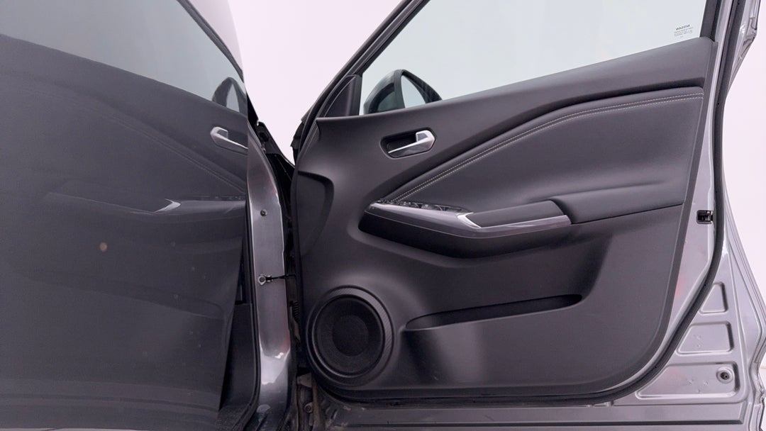 2023 Nissan Juke St-l, Automatic, 63030 km, Speaker View