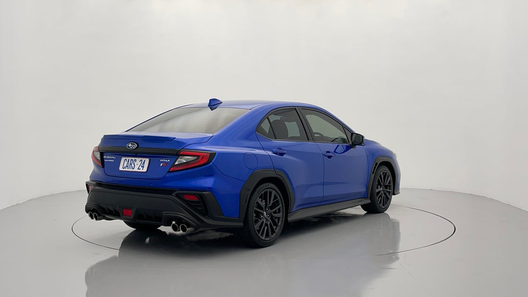 Right Back Diagonal (45- Degree) View