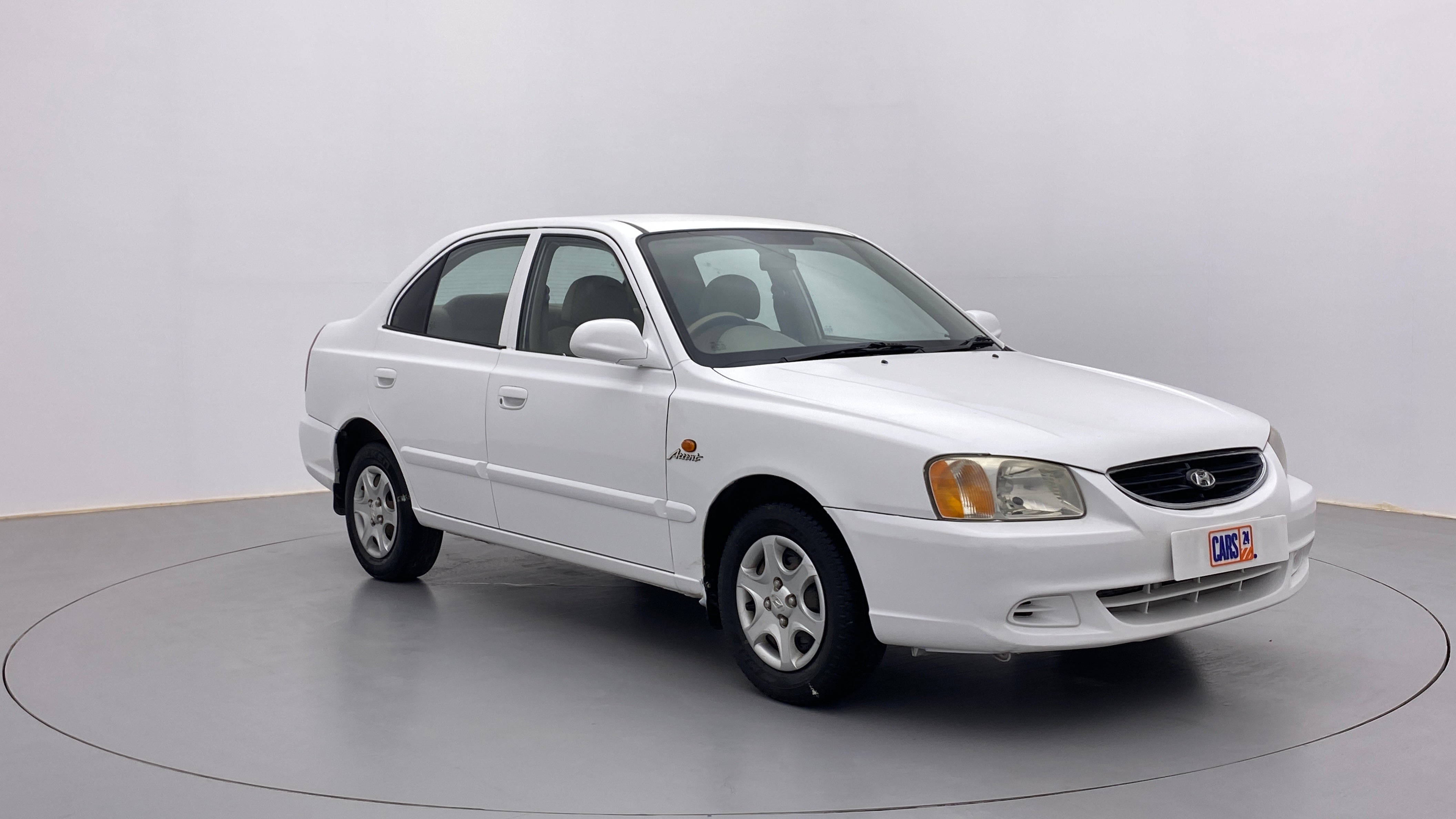 Hyundai accent old deals model