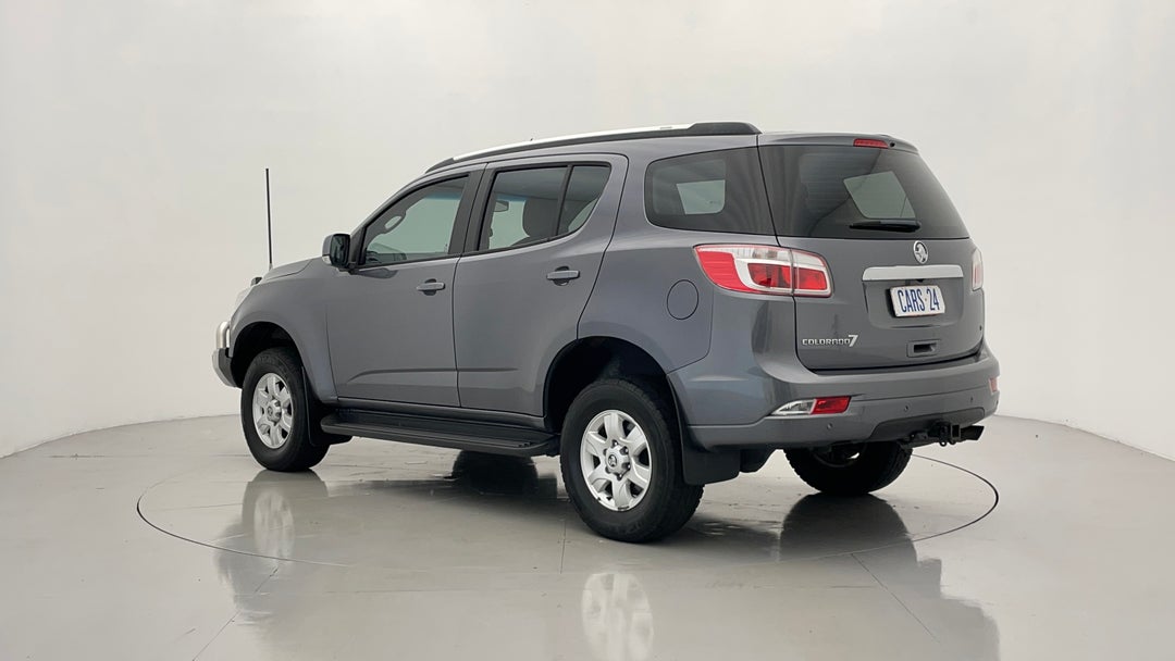 Left Back Diagonal (45- Degree) View