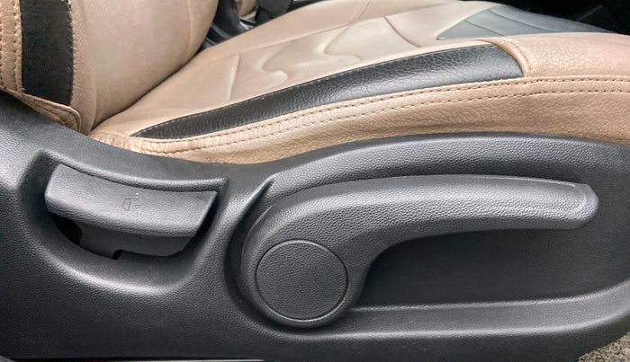 2019 Hyundai Elite i20 1.4 CRDI ASTA (O), Diesel, Manual, 53,775 km, Driver Side Adjustment Panel
