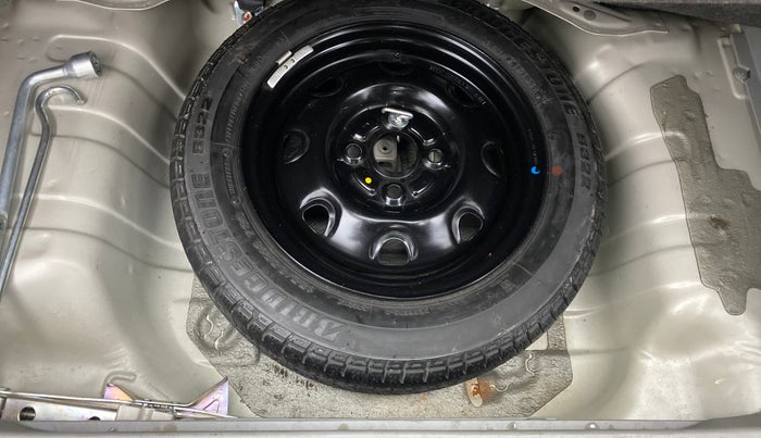 2014 Maruti Alto K10 VXI P, Petrol, Manual, 28,647 km, Spare Tyre