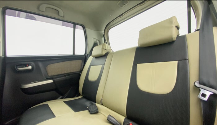 2014 Maruti Wagon R 1.0 VXI, Petrol, Manual, 50,197 km, Right Side Rear Door Cabin