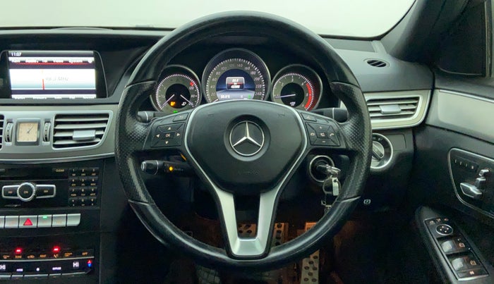 2013 Mercedes Benz E Class E 250 CDI AVANTGARDE, Diesel, Automatic, 1 km, Steering Wheel Close Up