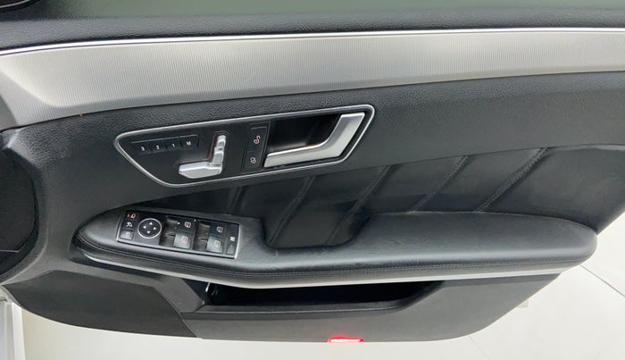 2013 Mercedes Benz E Class E 250 CDI AVANTGARDE, Diesel, Automatic, 1 km, Driver Side Door Panels Control